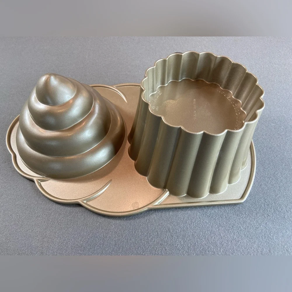 The Great‎ Cupcake Pan Nordic Ware William Sonoma Cupcake 10 cups 2.4 liters